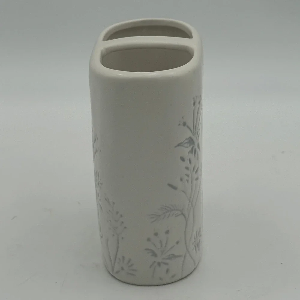 Bee & Willow Home Grey Gardens Ceramic Toothbrush Holder Floral White Grey
